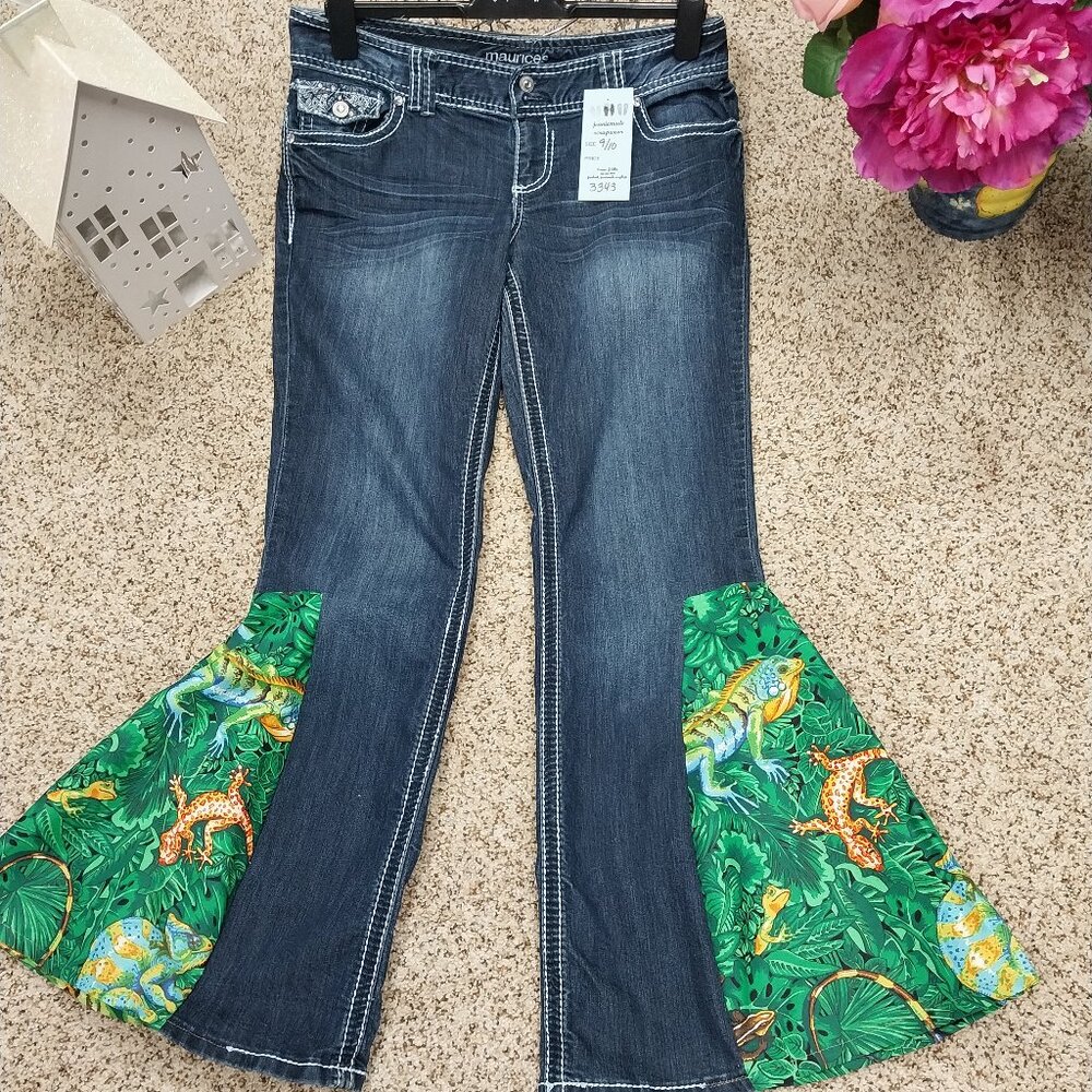 3343 Size 9/10 Maurices Upcycled Bell Bottoms In Green with Orange Reptiles